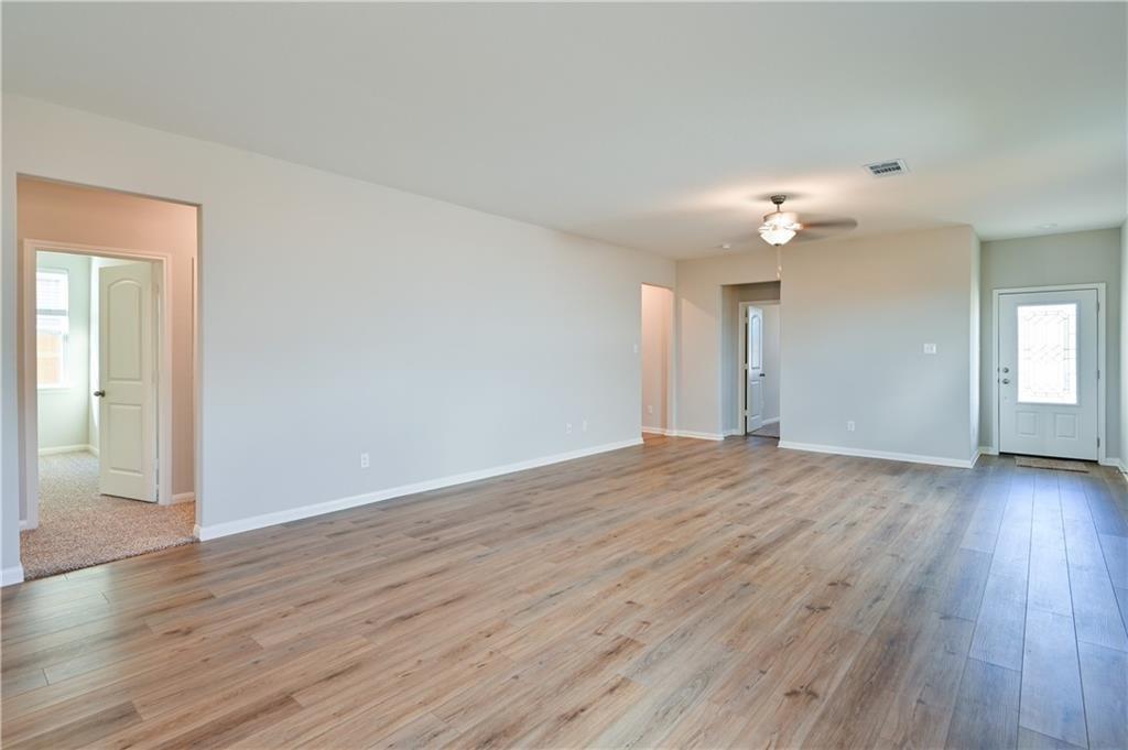 404 Freedom Park Ave Property Photo 14