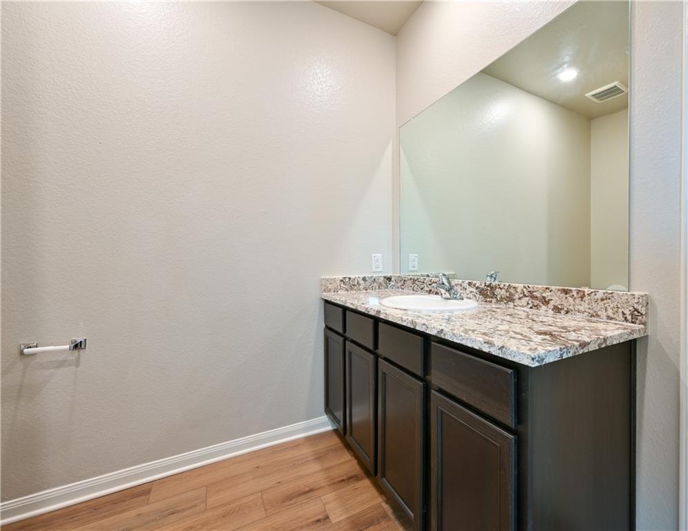 404 Freedom Park Ave Property Photo 18