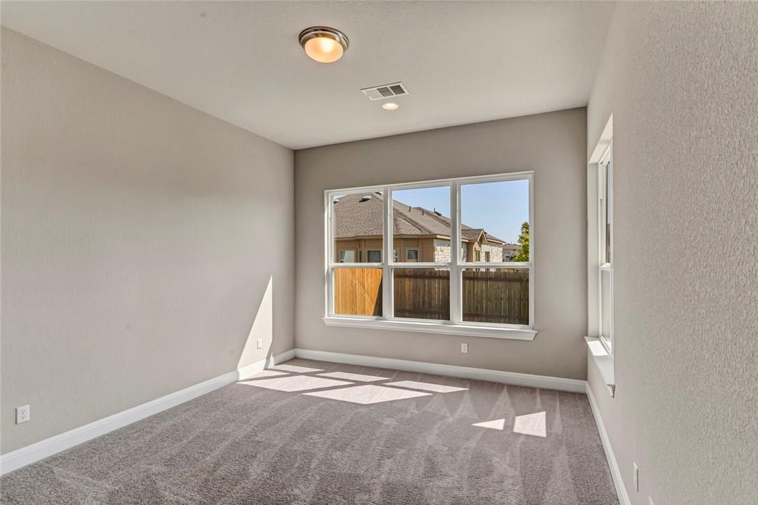 3901 Tavarez St Property Photo 16