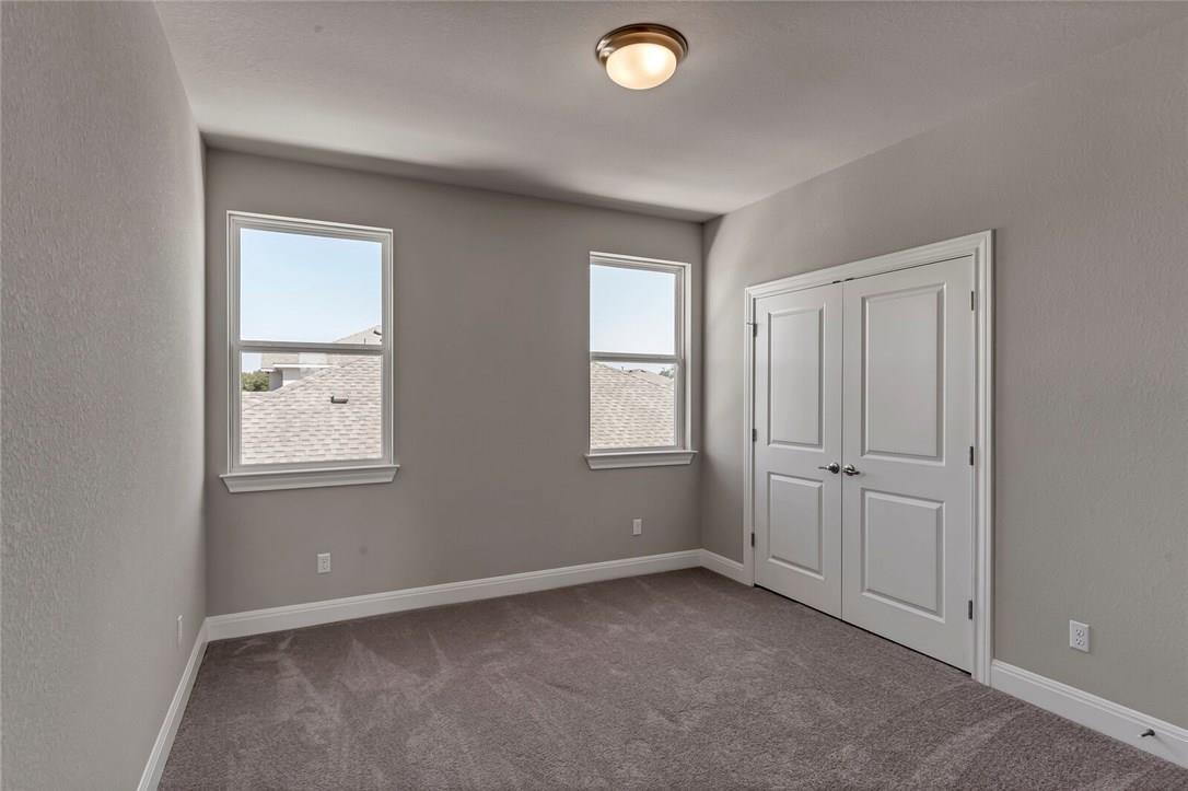 3901 Tavarez St Property Photo 22