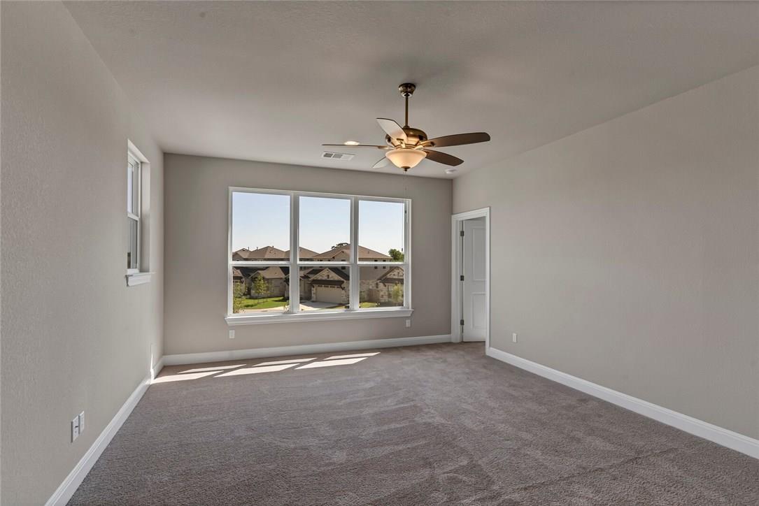 3901 Tavarez St Property Photo 23