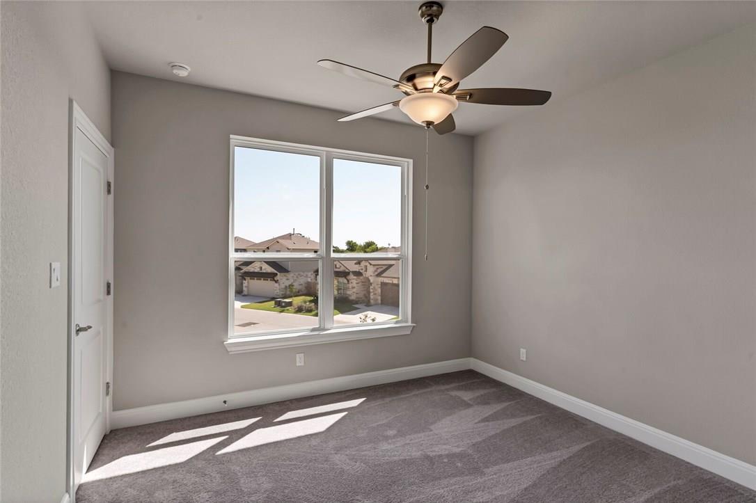 3901 Tavarez St Property Photo 24