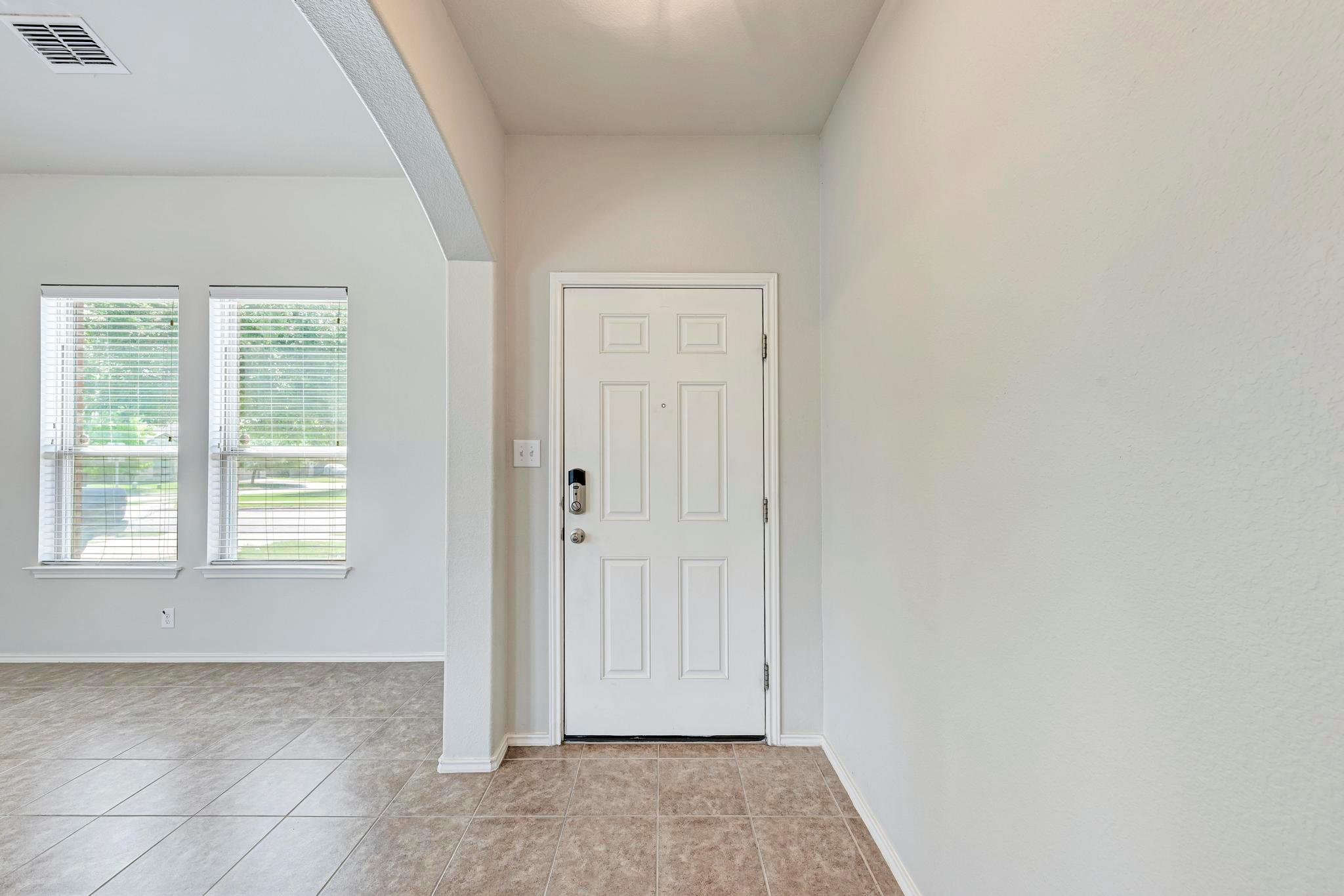267 Antelope Plains Rd Property Photo 2