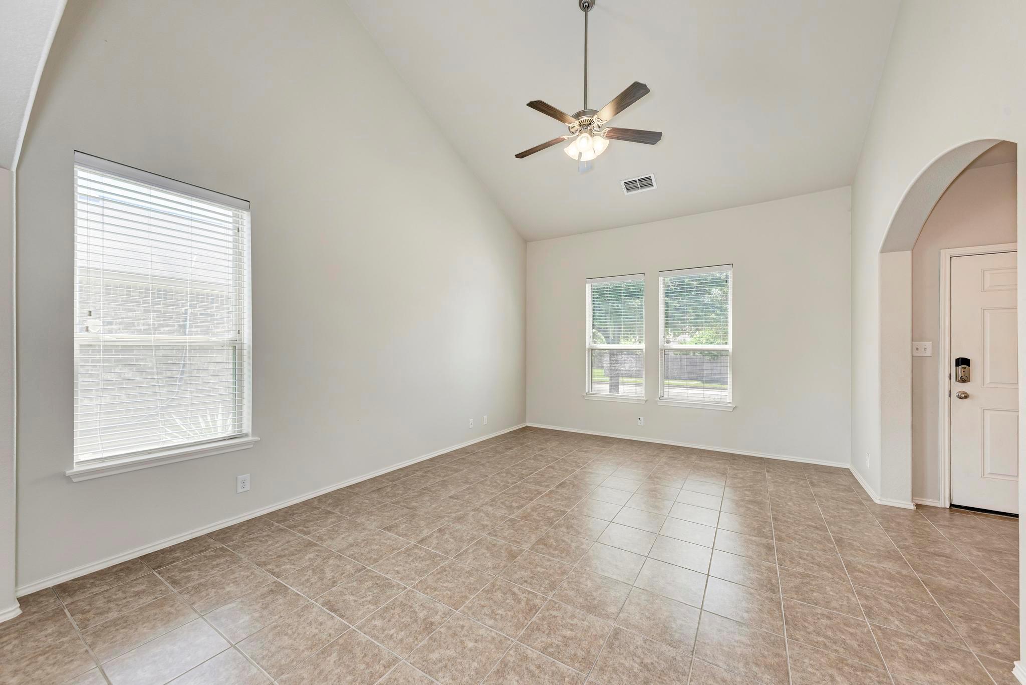 267 Antelope Plains Rd Property Photo 4