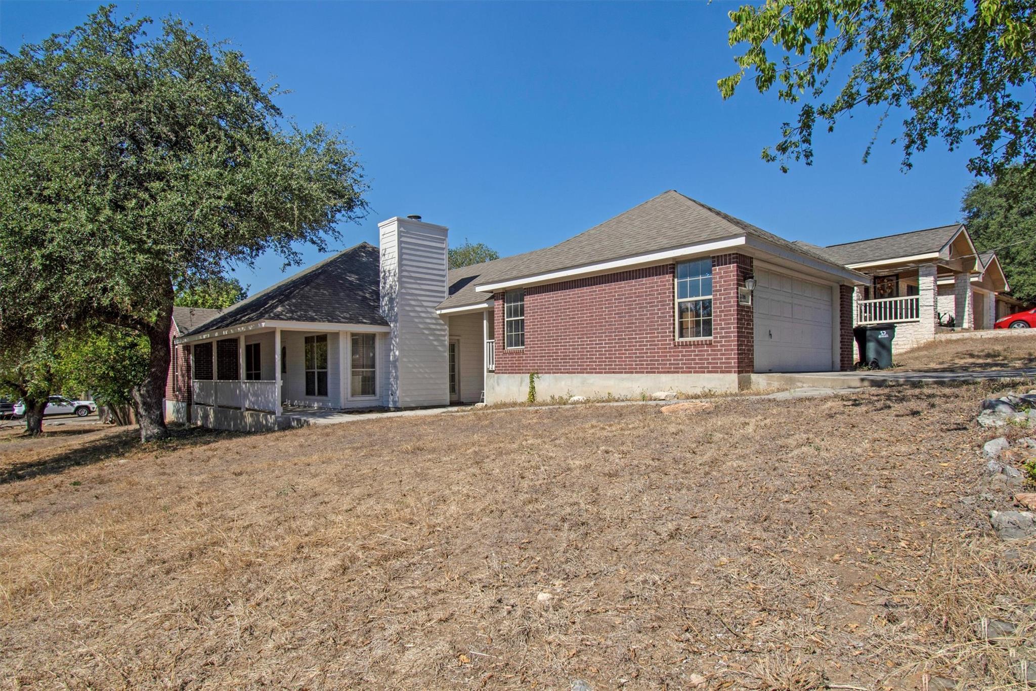 2016 Castle Gate Cir Property Photo 3