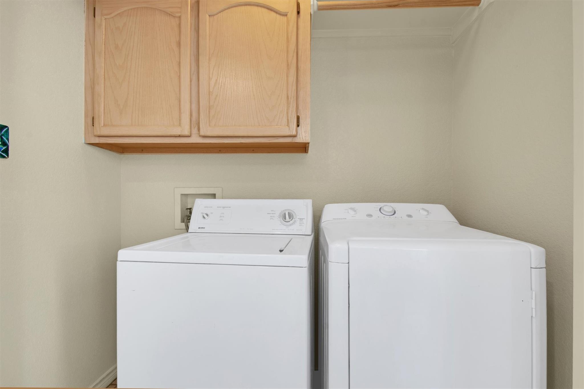 2016 Castle Gate Cir Property Photo 9