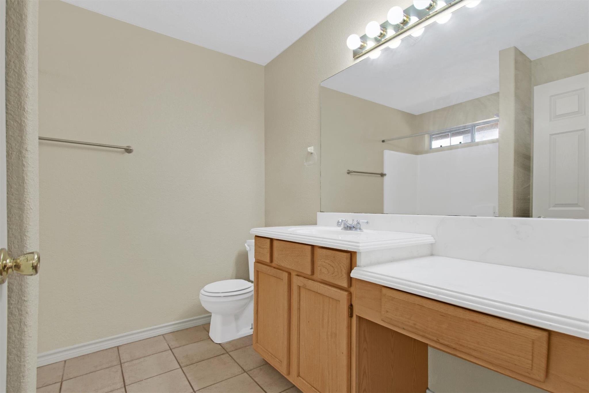 2016 Castle Gate Cir Property Photo 14