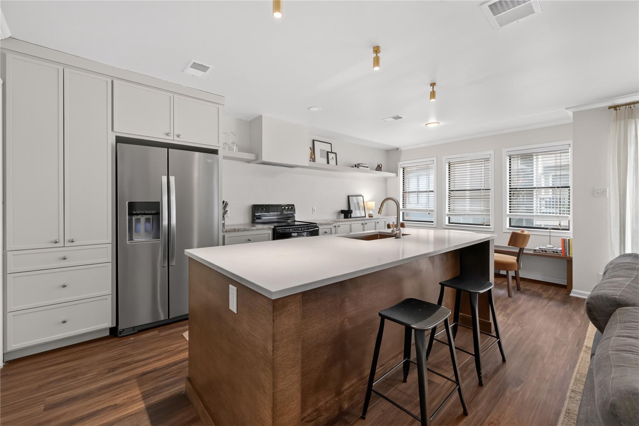 3845 Ranch Road 2222 None #t2 Property Photo 8