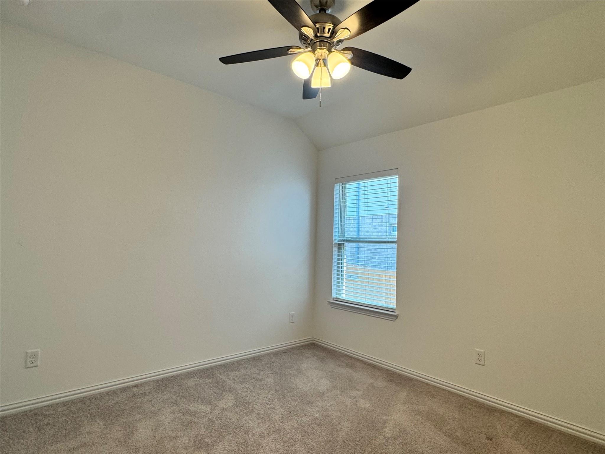 136 Fawn River Run Property Photo 6