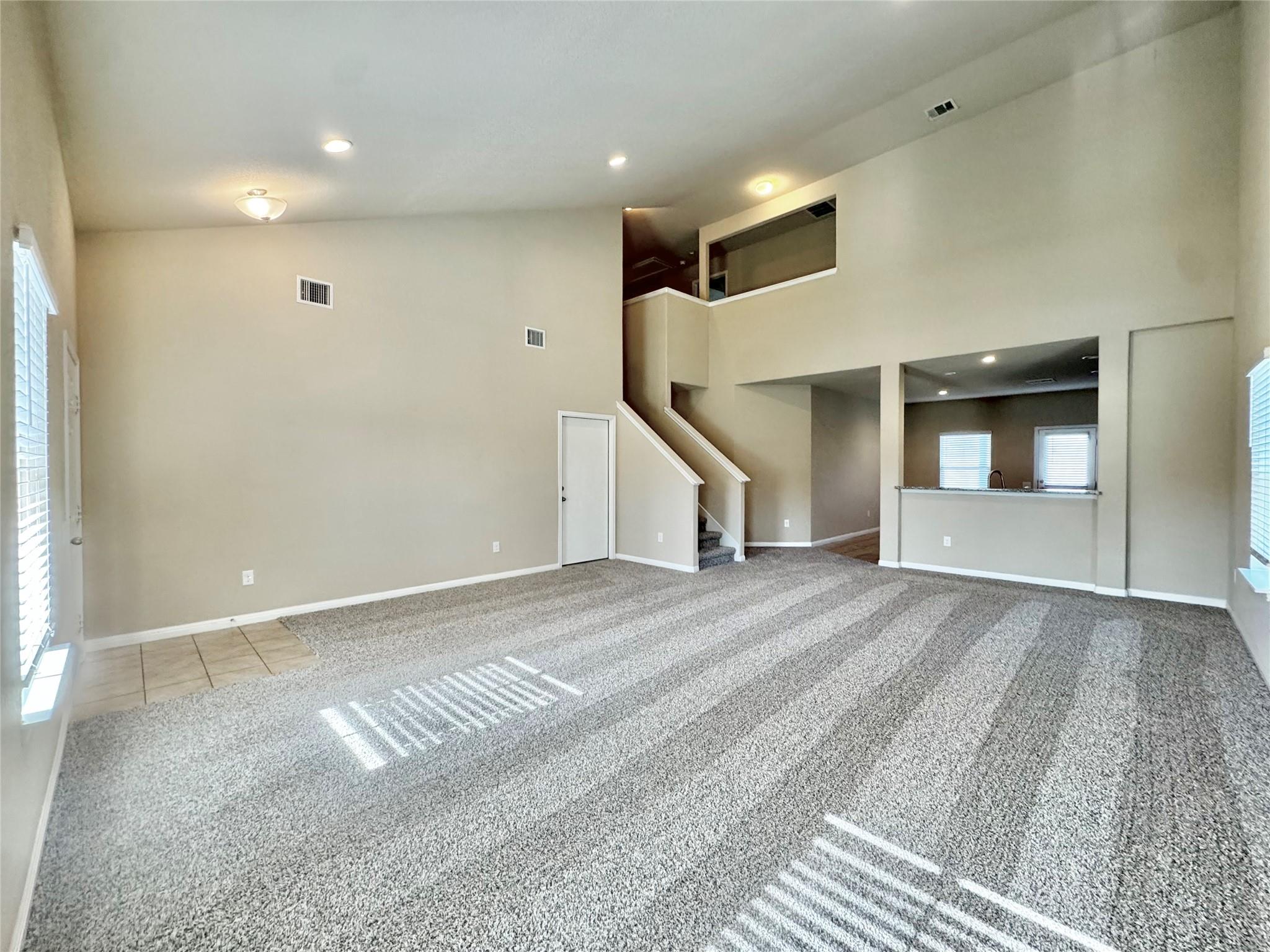 1521 Maier Dr Property Photo 6