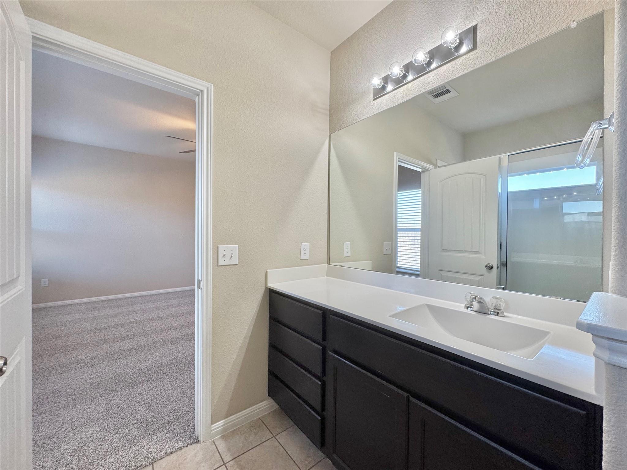 1521 Maier Dr Property Photo 12