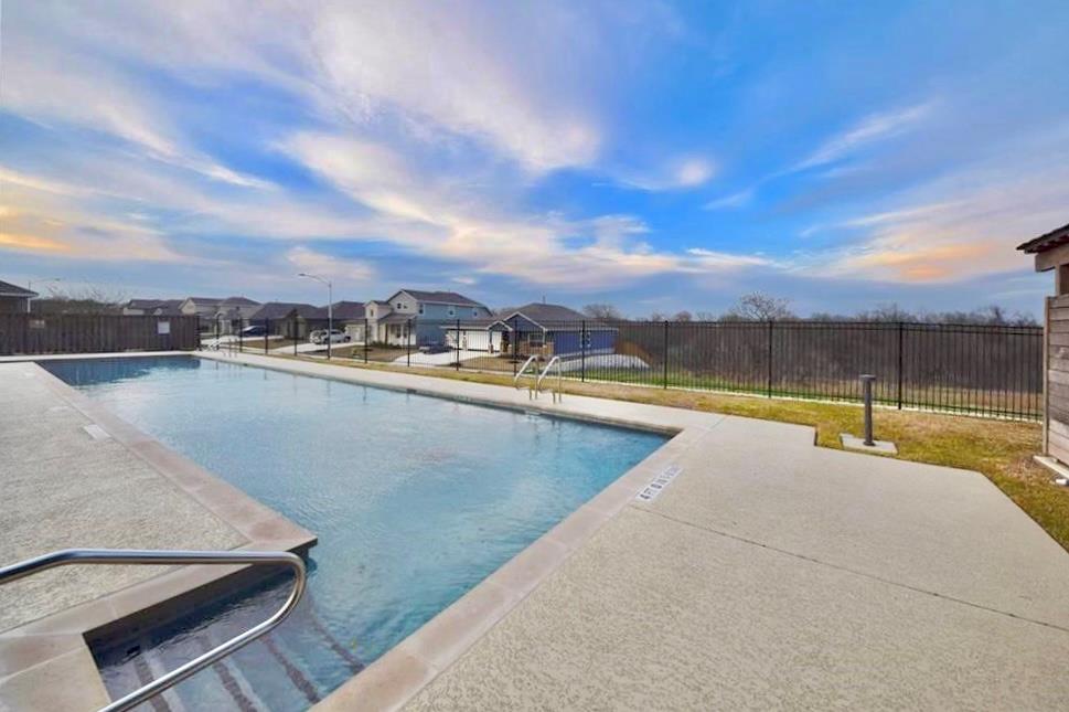 1521 Maier Dr Property Photo 33