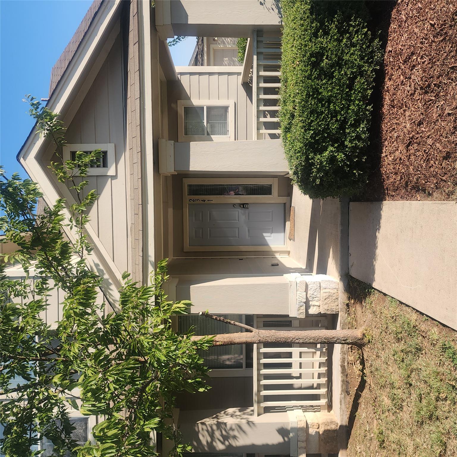 2341 Bluffstone Dr Property Photo 1