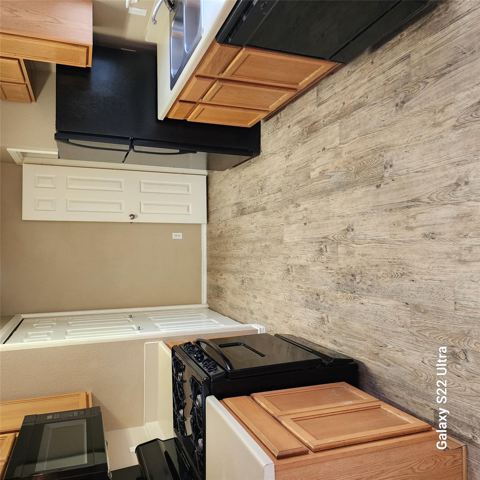 2341 Bluffstone Dr Property Photo 9