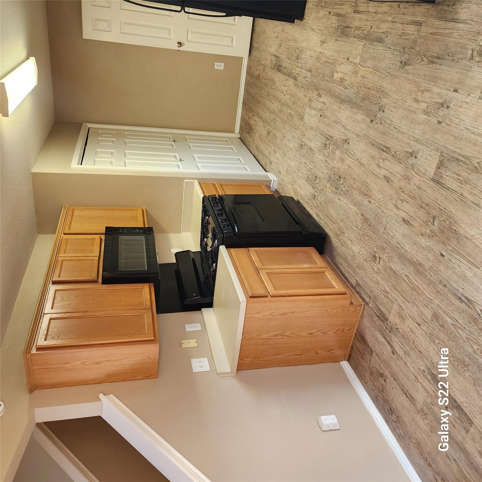 2341 Bluffstone Dr Property Photo 10