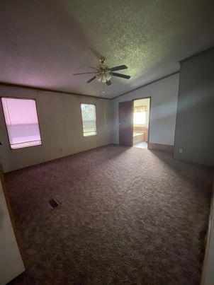81 Roots Rd Property Photo 10