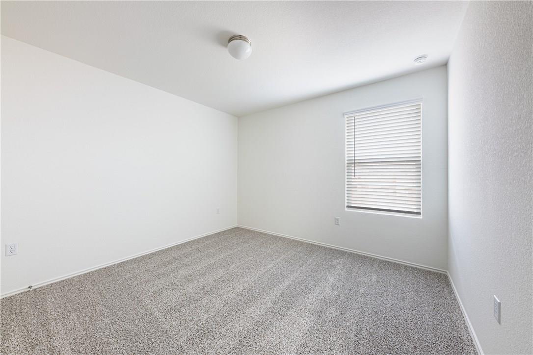 11901 Roscommon Trl Property Photo 6