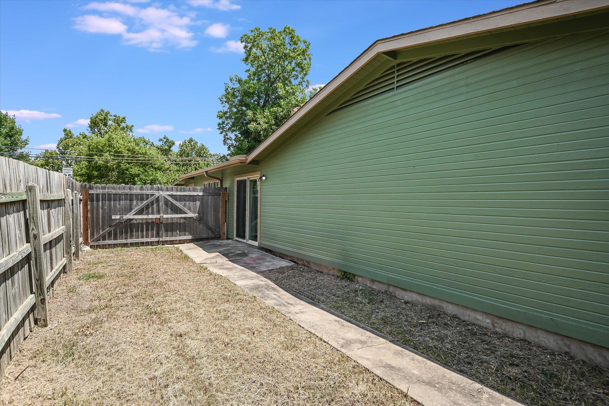 7517 S Saint Phillip St Property Photo 36