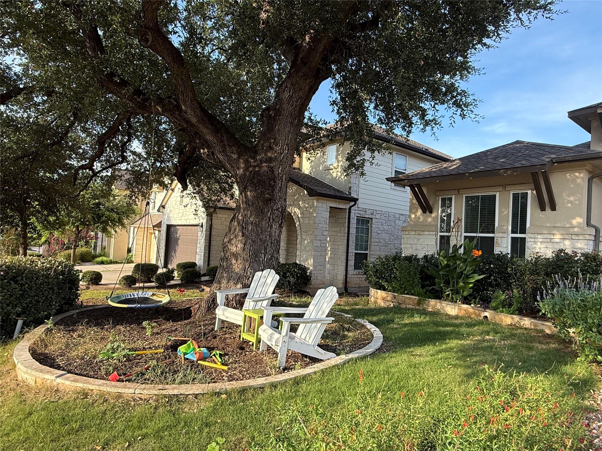 14716 Iveans Way Property Photo 4