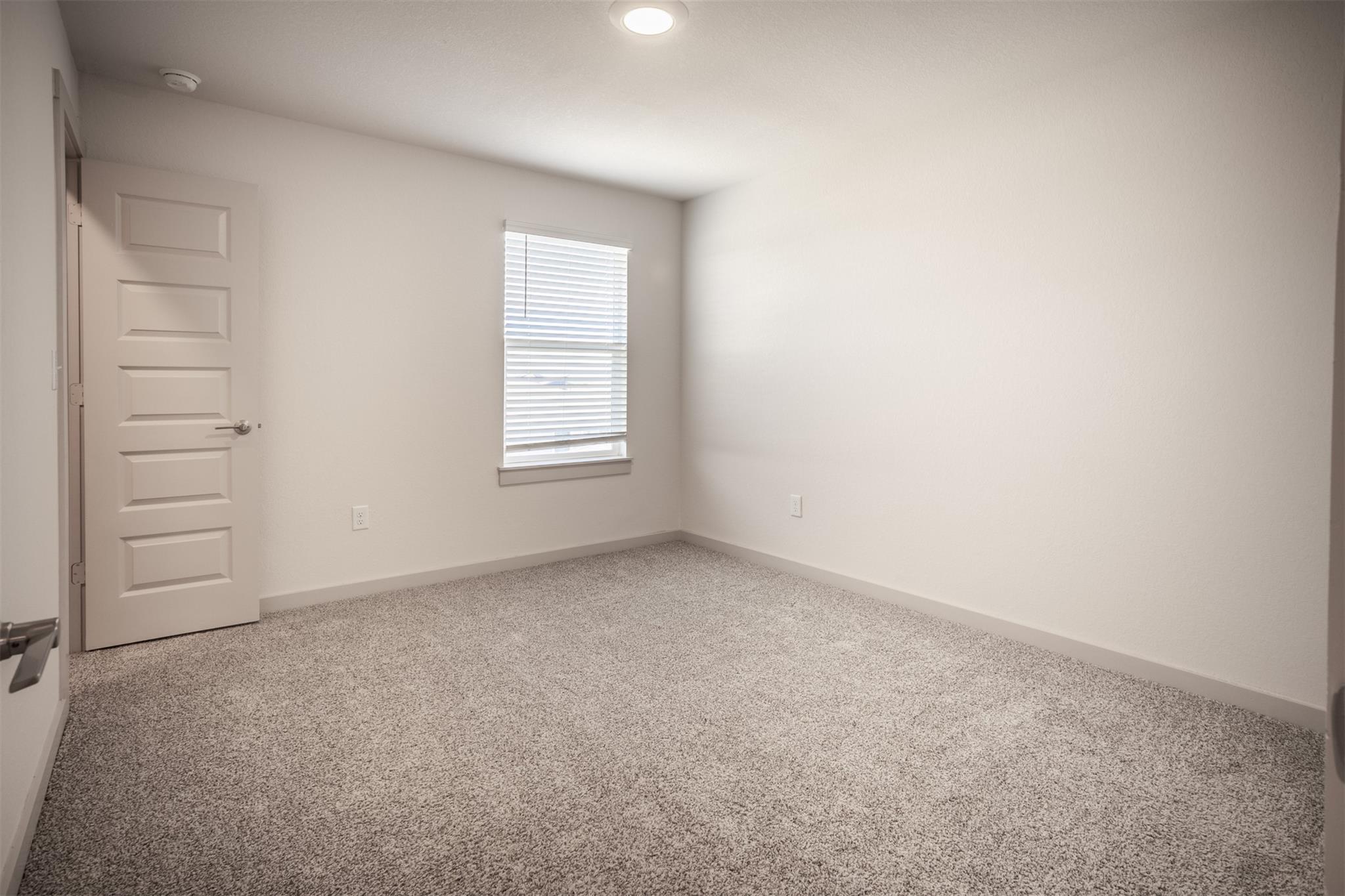 2100 Tucker Ln Property Photo 20