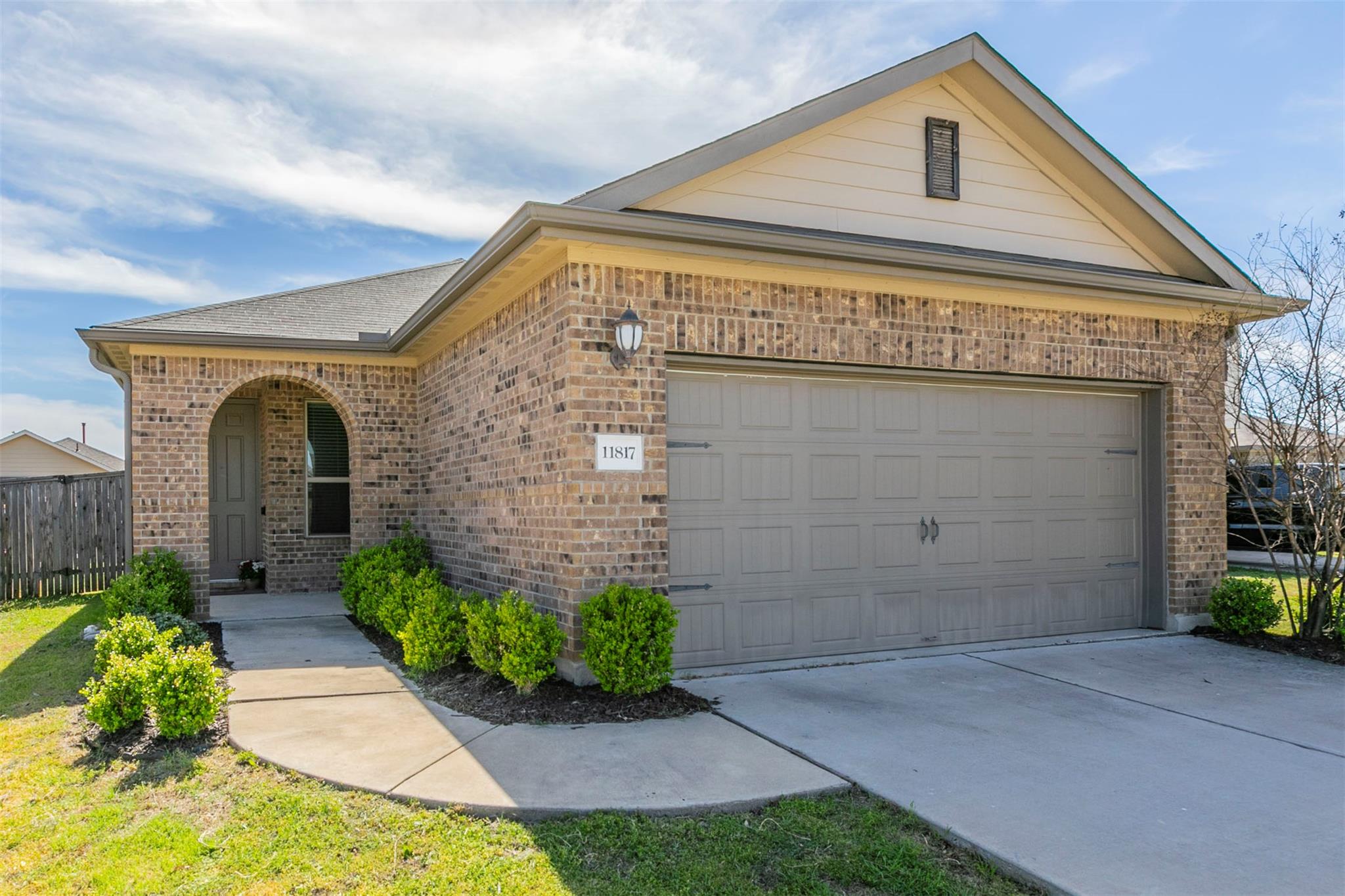 11817 Sandy Lodge Ct Property Photo