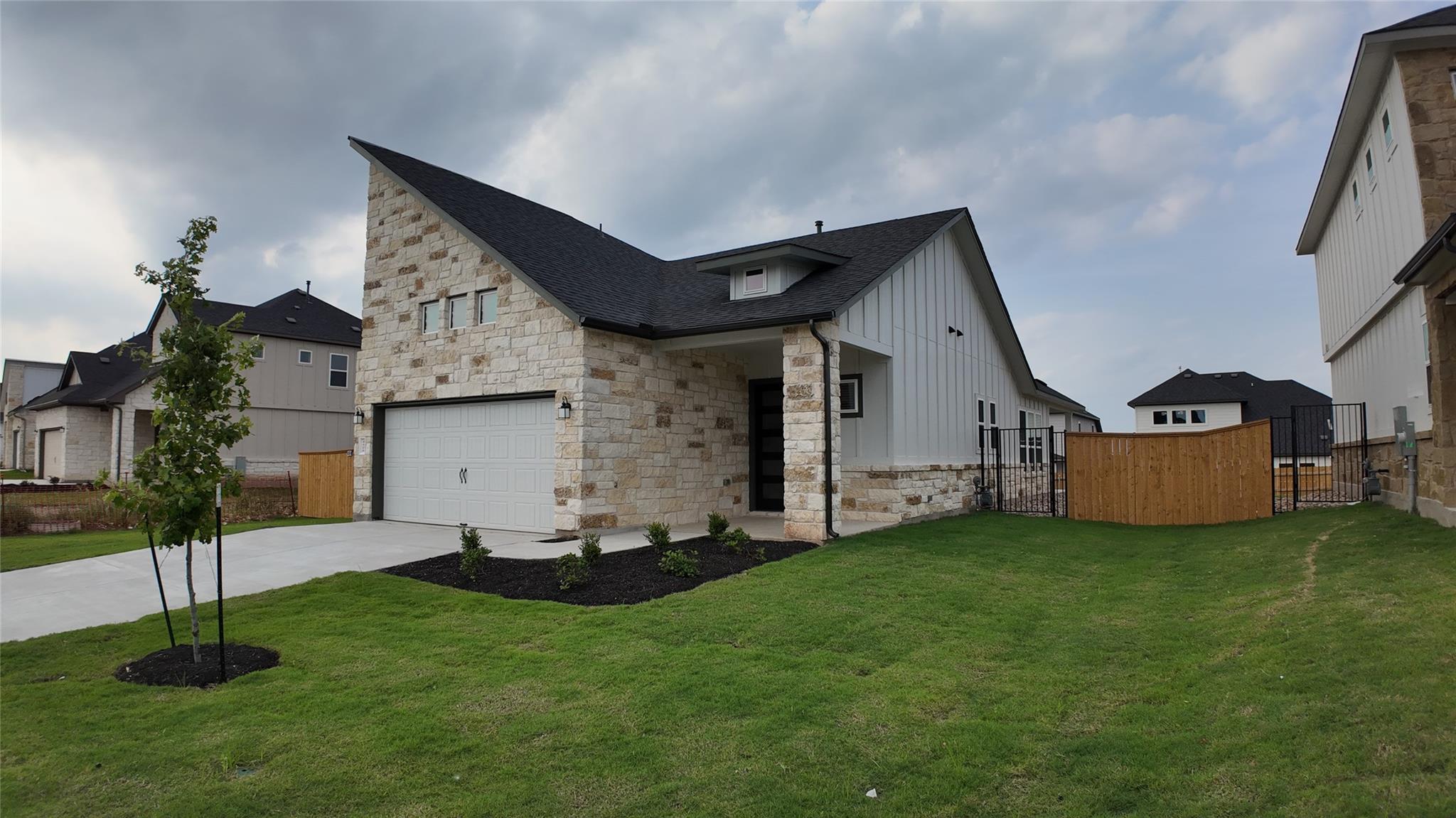 4806 Warm Wassail Dr Property Photo 1