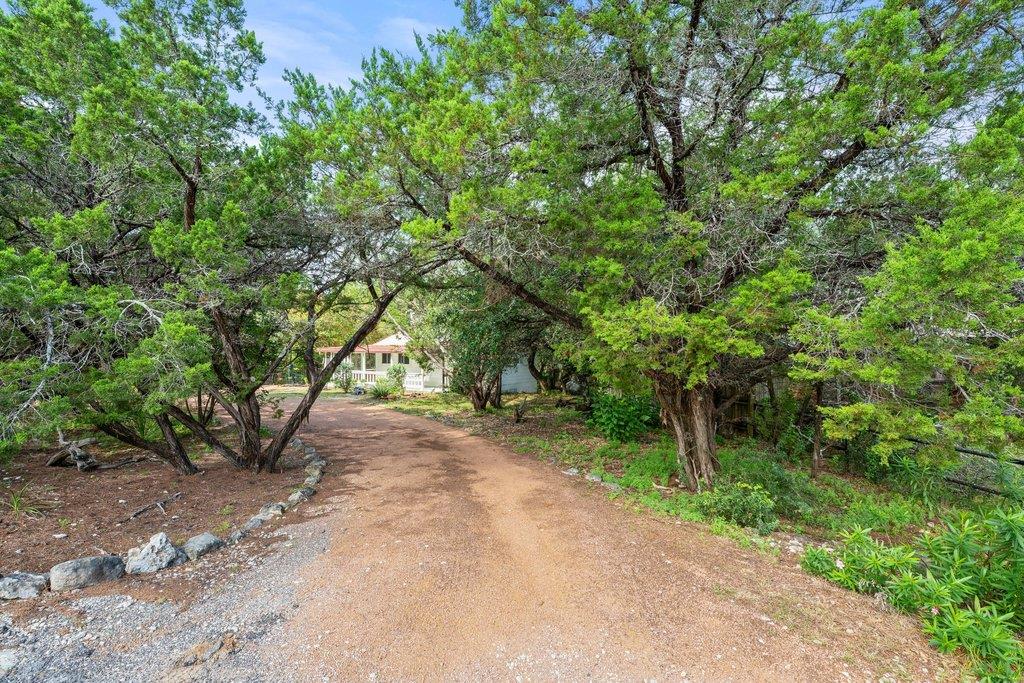 131 Belle Dr Property Photo 3