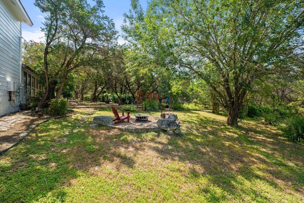 131 Belle Dr Property Photo 29