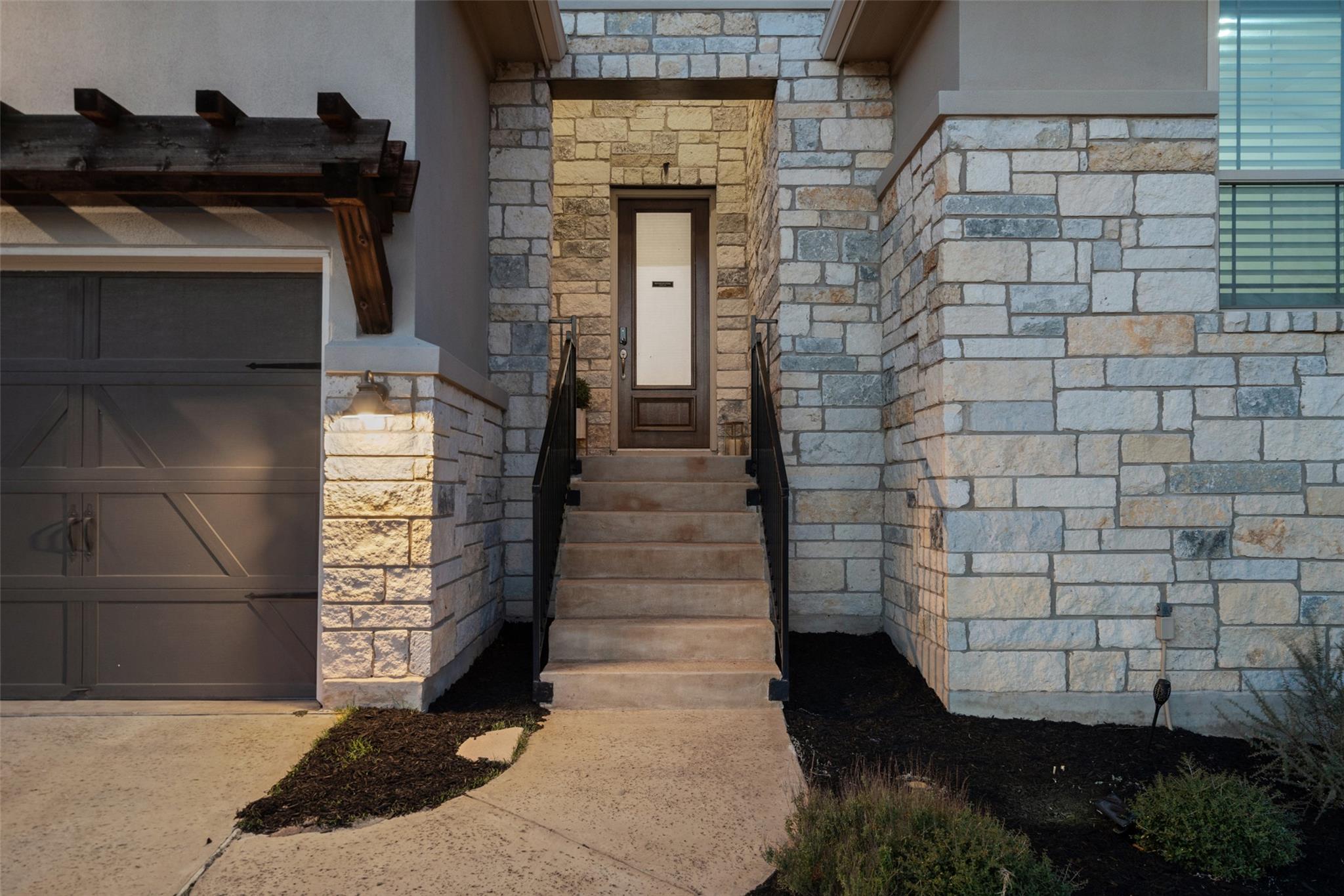 321 Forza Viola Way Property Photo 2