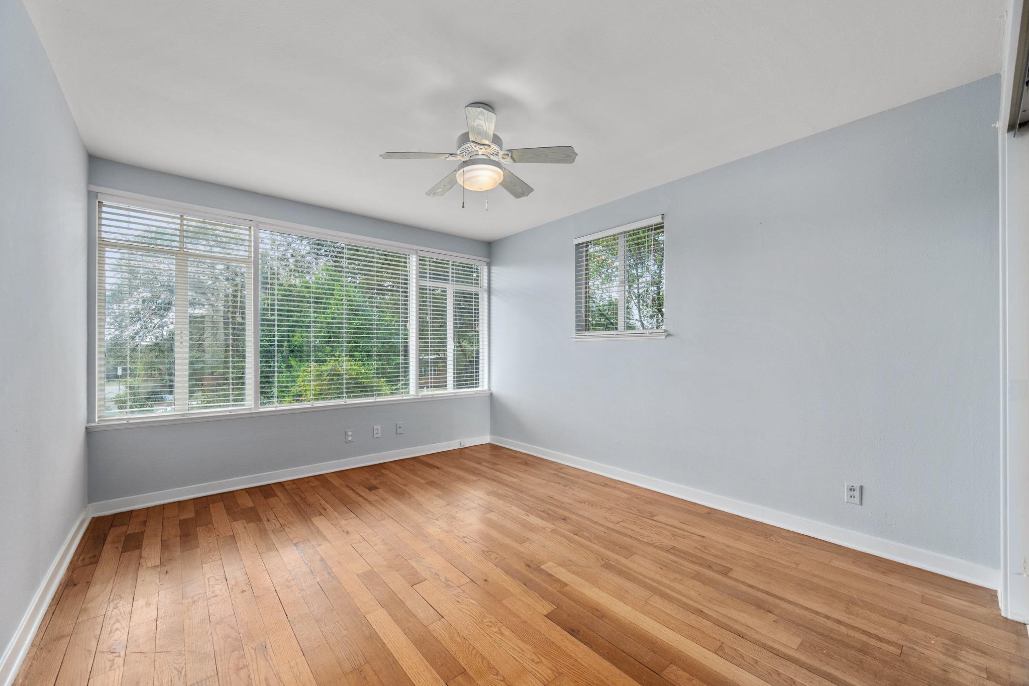 2100 Highgrove Ter Property Photo 17