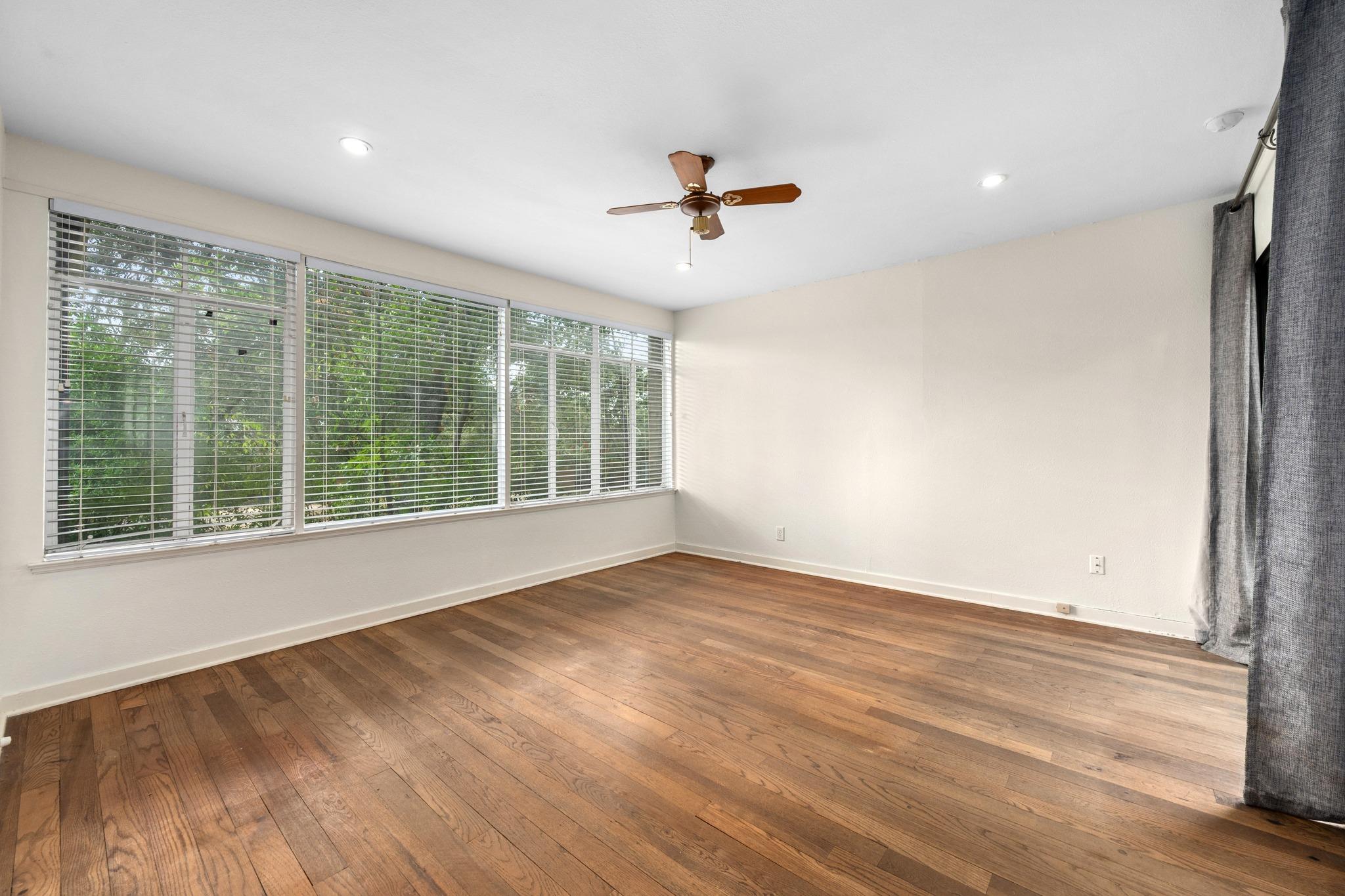 2100 Highgrove Ter Property Photo 18