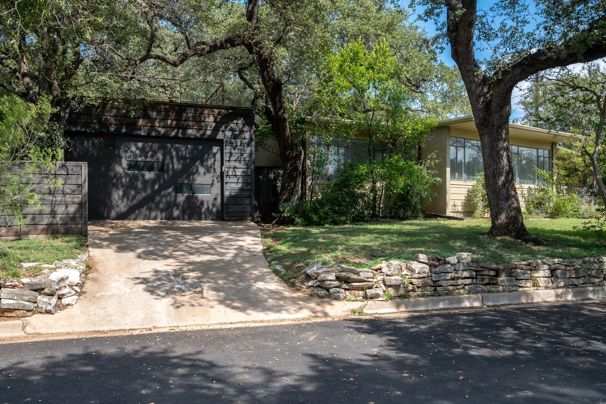 2100 Highgrove Ter Property Photo 27