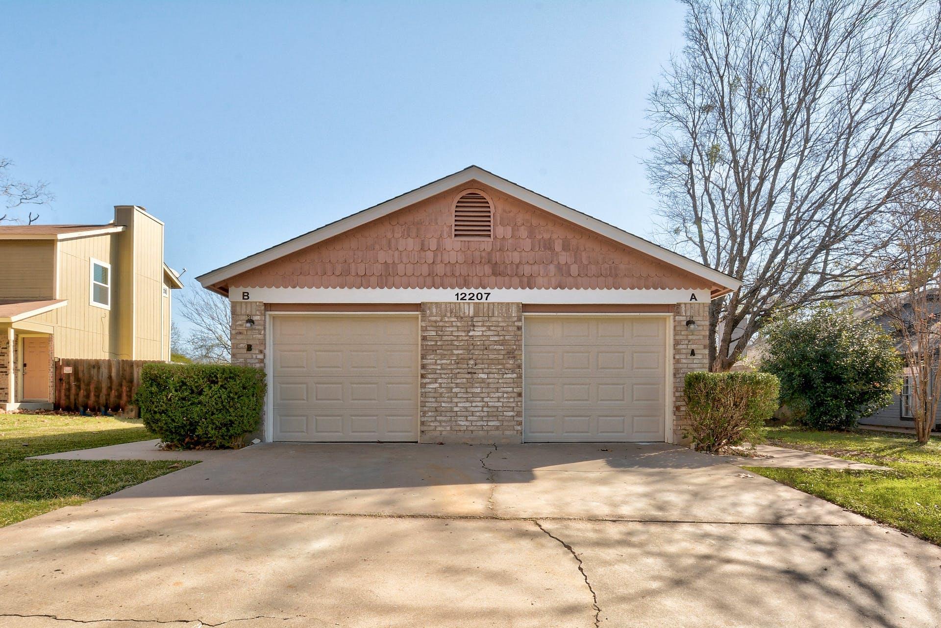 12207 Alderbrook Dr #a Property Photo 1