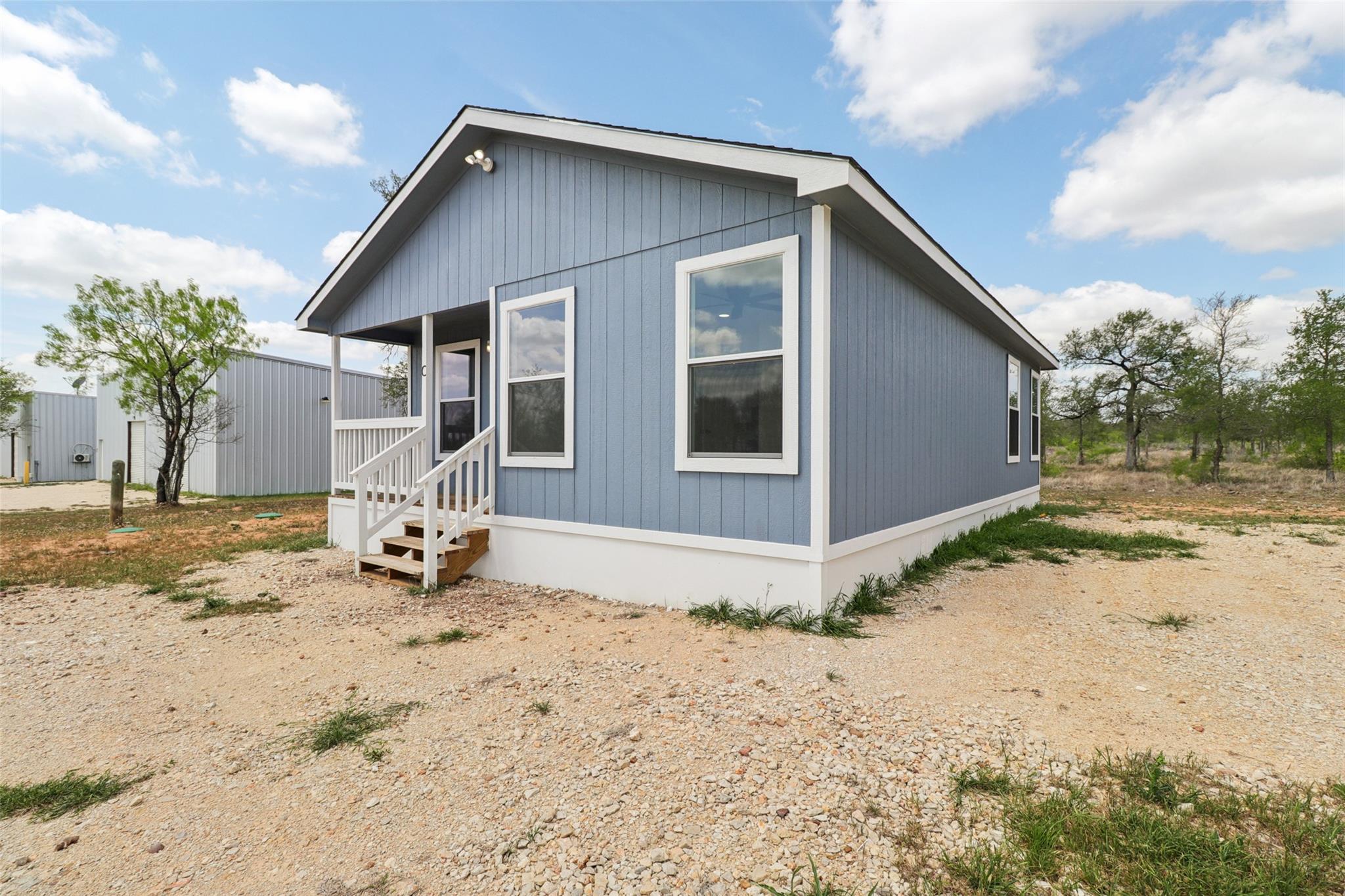 1087 Schubert Ln #c Property Photo 3