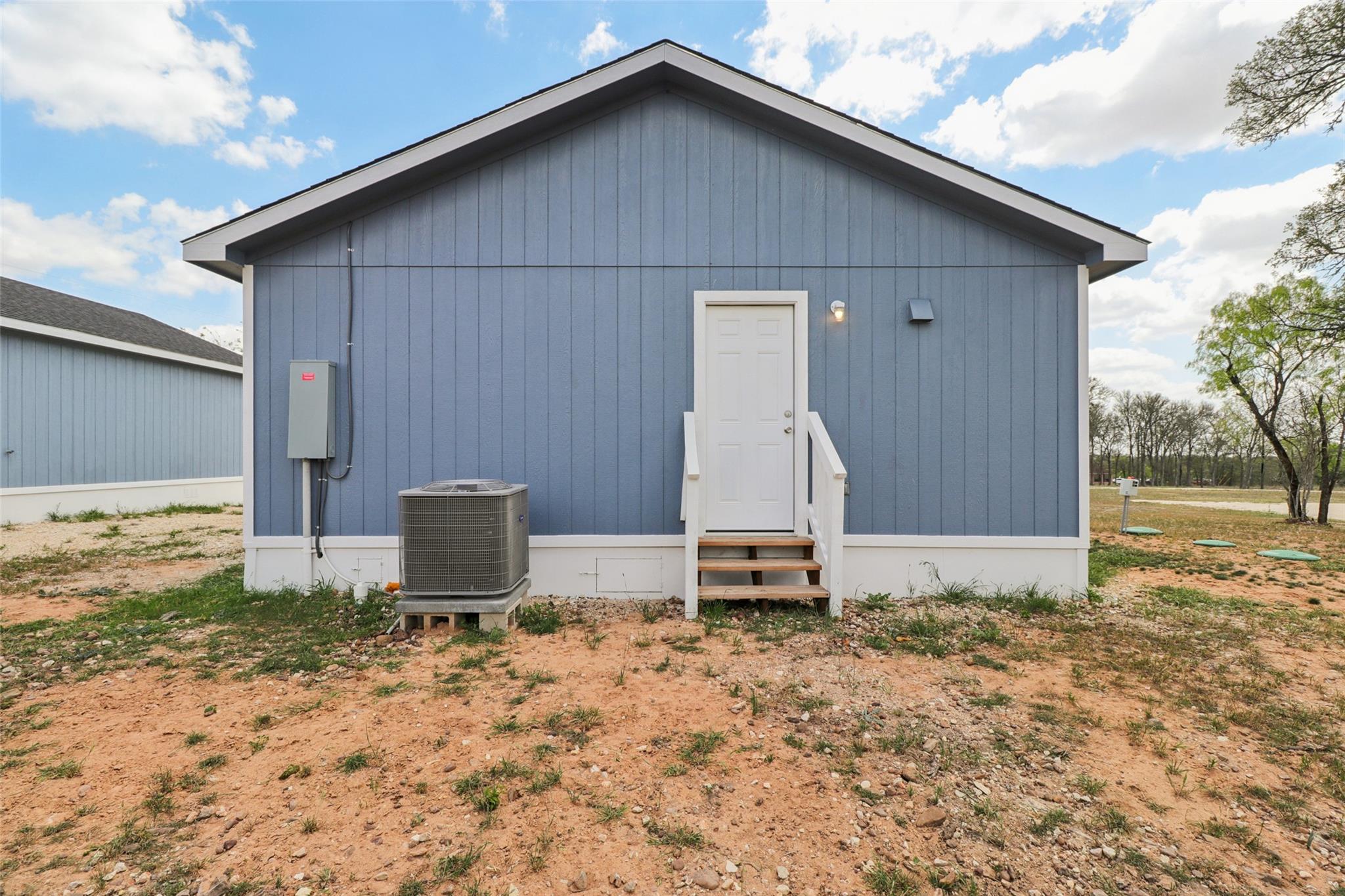 1087 Schubert Ln #c Property Photo 16