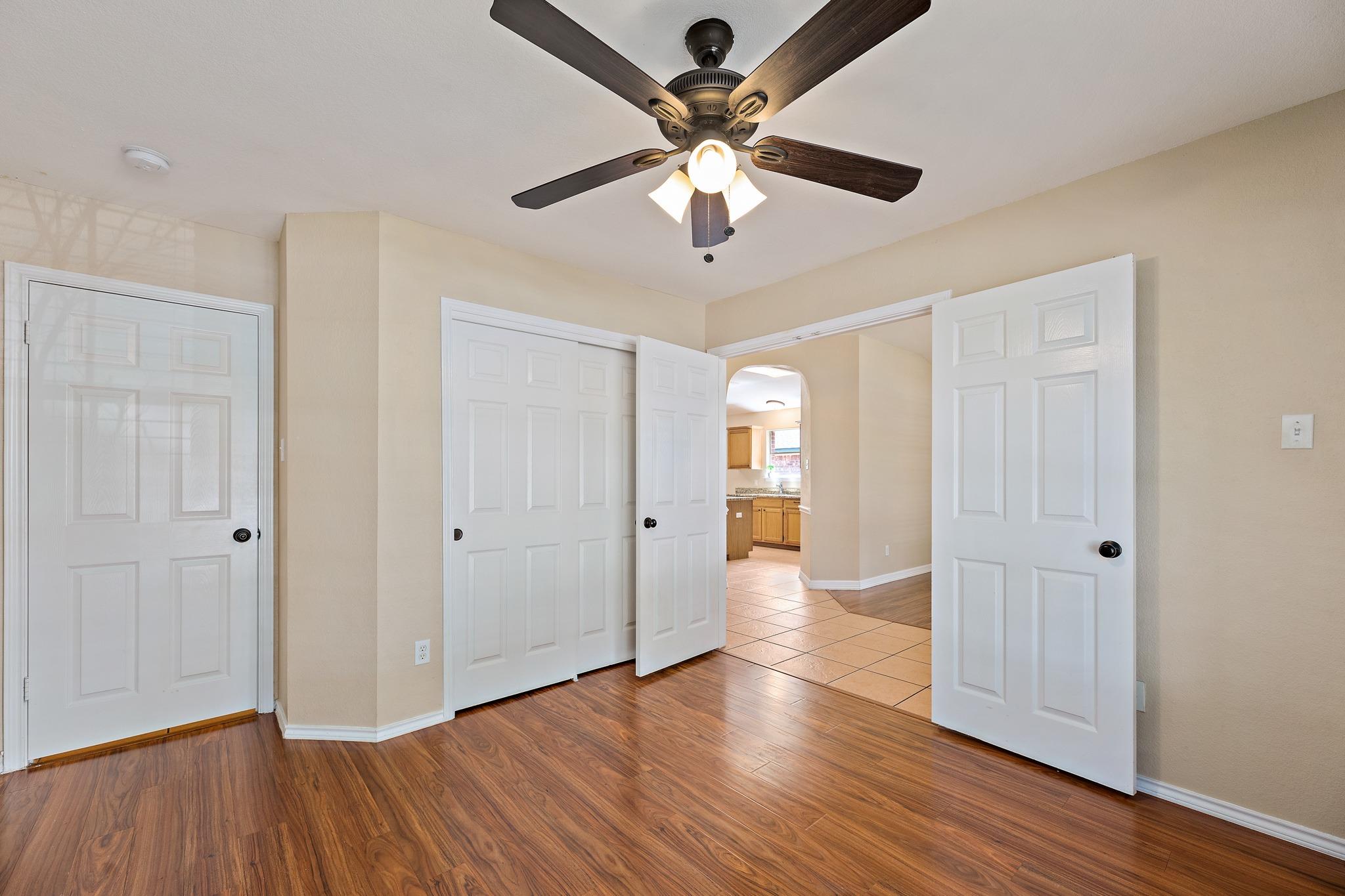 1208 Lochaline Loop Property Photo 28