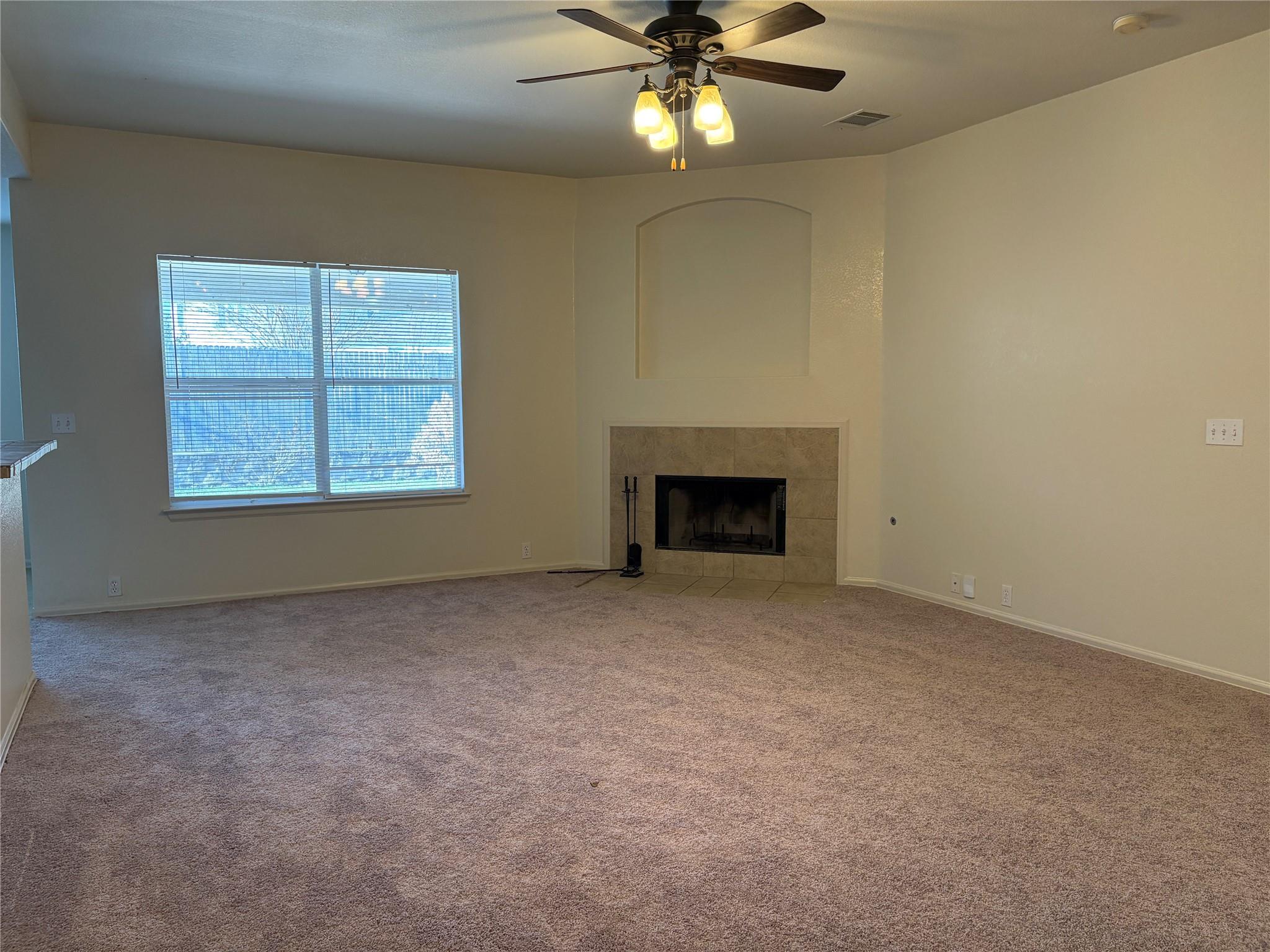 125 Camelia Pkwy Property Photo 2