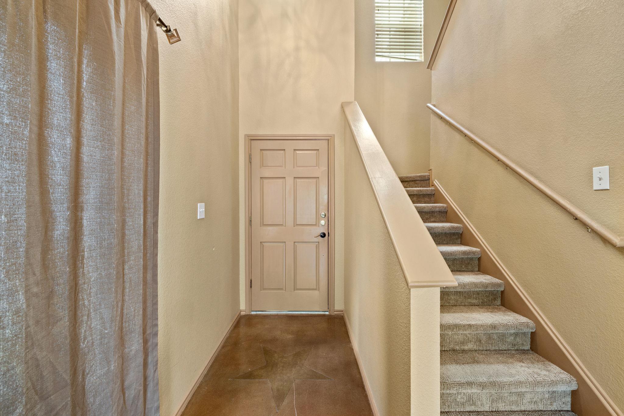 3634 Windhill Loop Property Photo 5