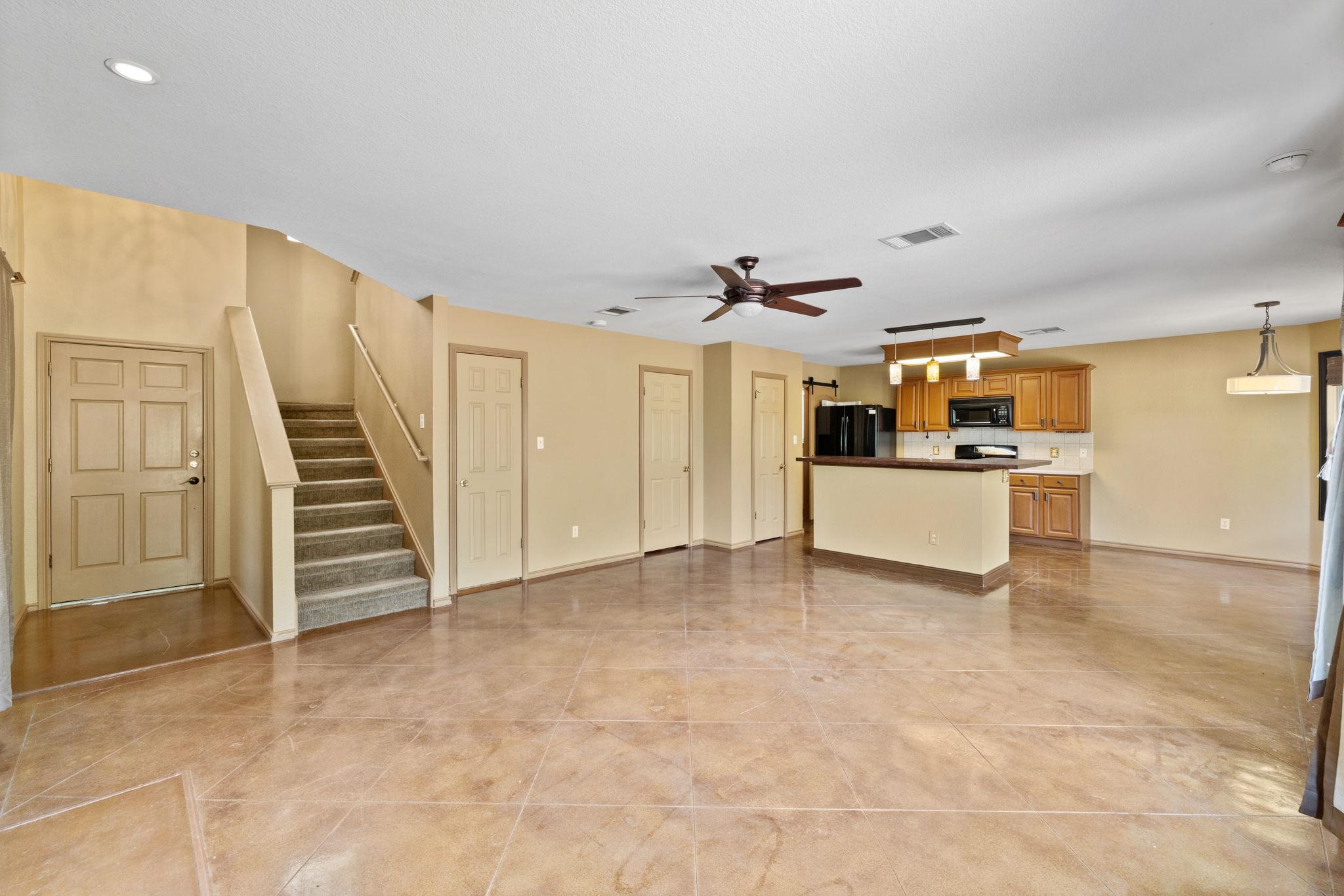3634 Windhill Loop Property Photo 9