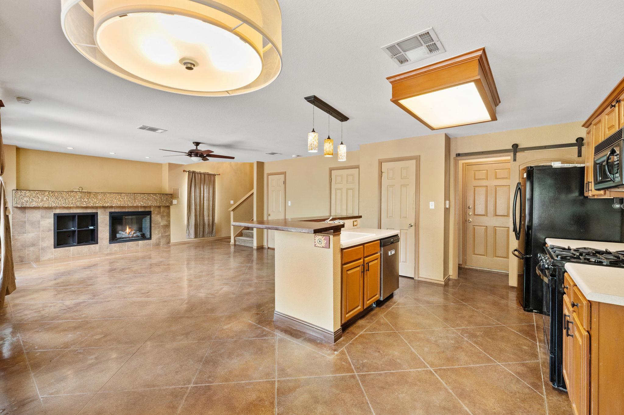 3634 Windhill Loop Property Photo 14