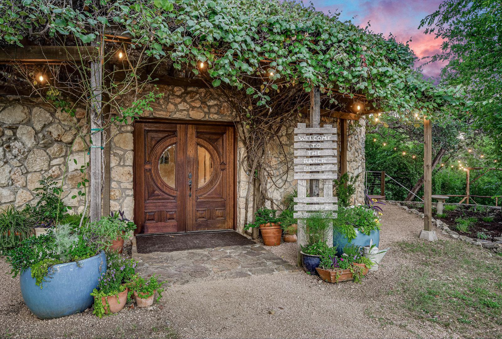 7758135 Property Photo 4