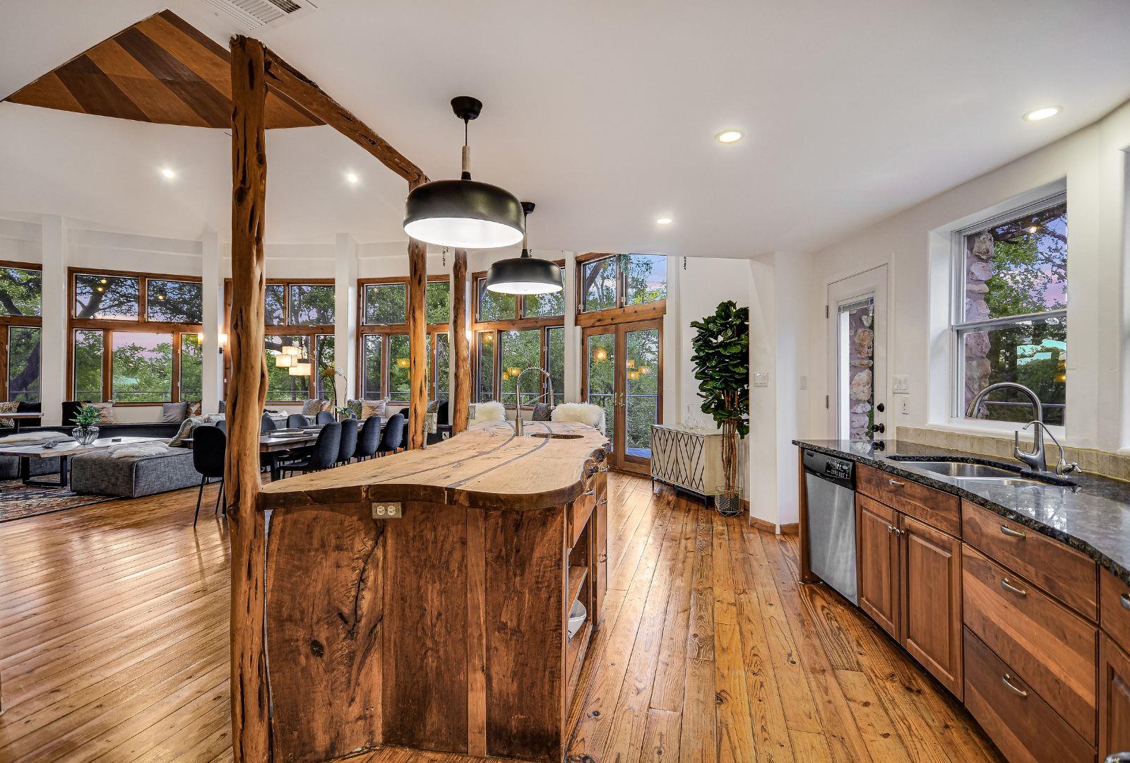 7758135 Property Photo 10