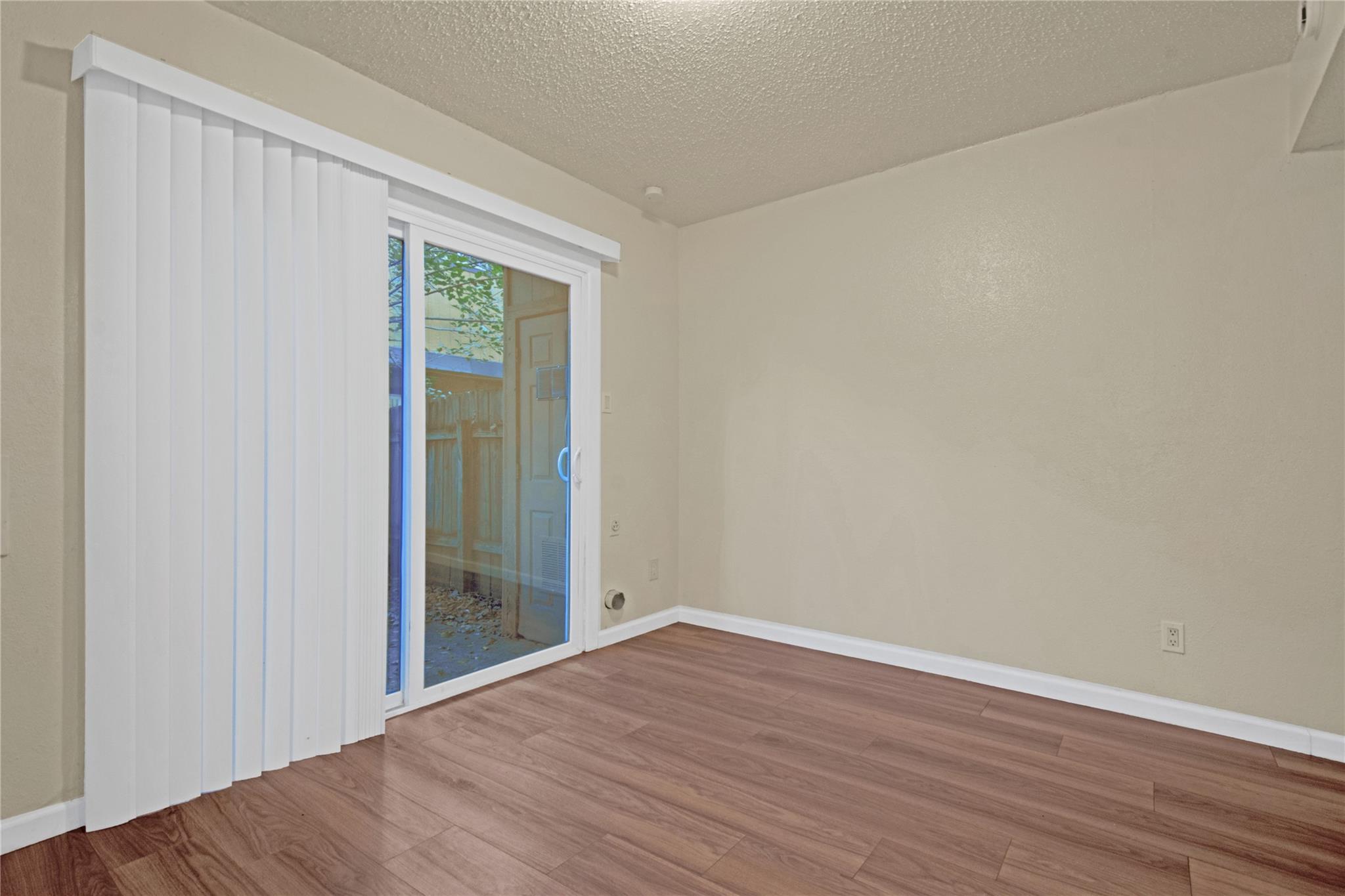 3454 Willowrun Dr #c Property Photo 5