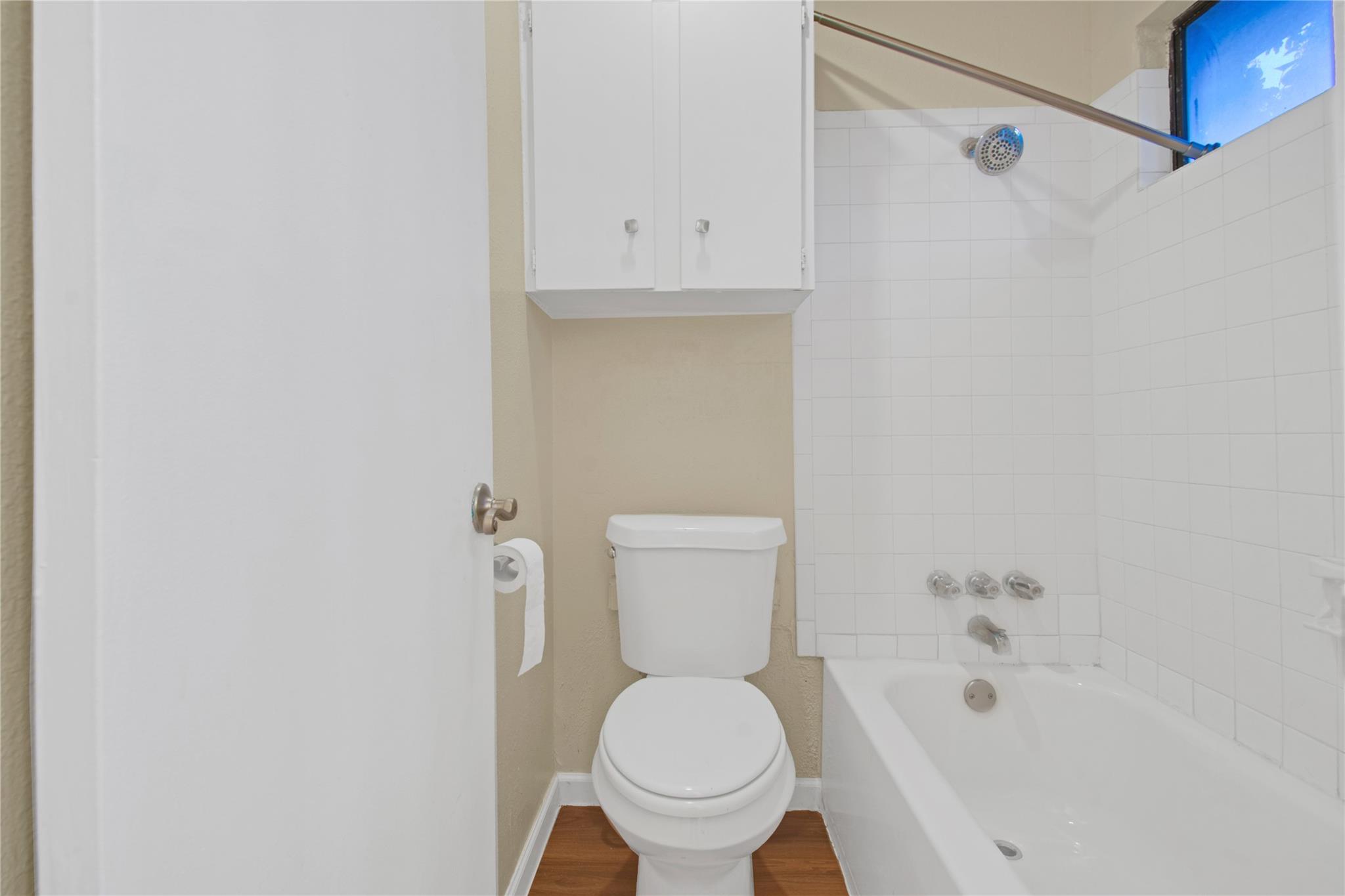 3454 Willowrun Dr #c Property Photo 10