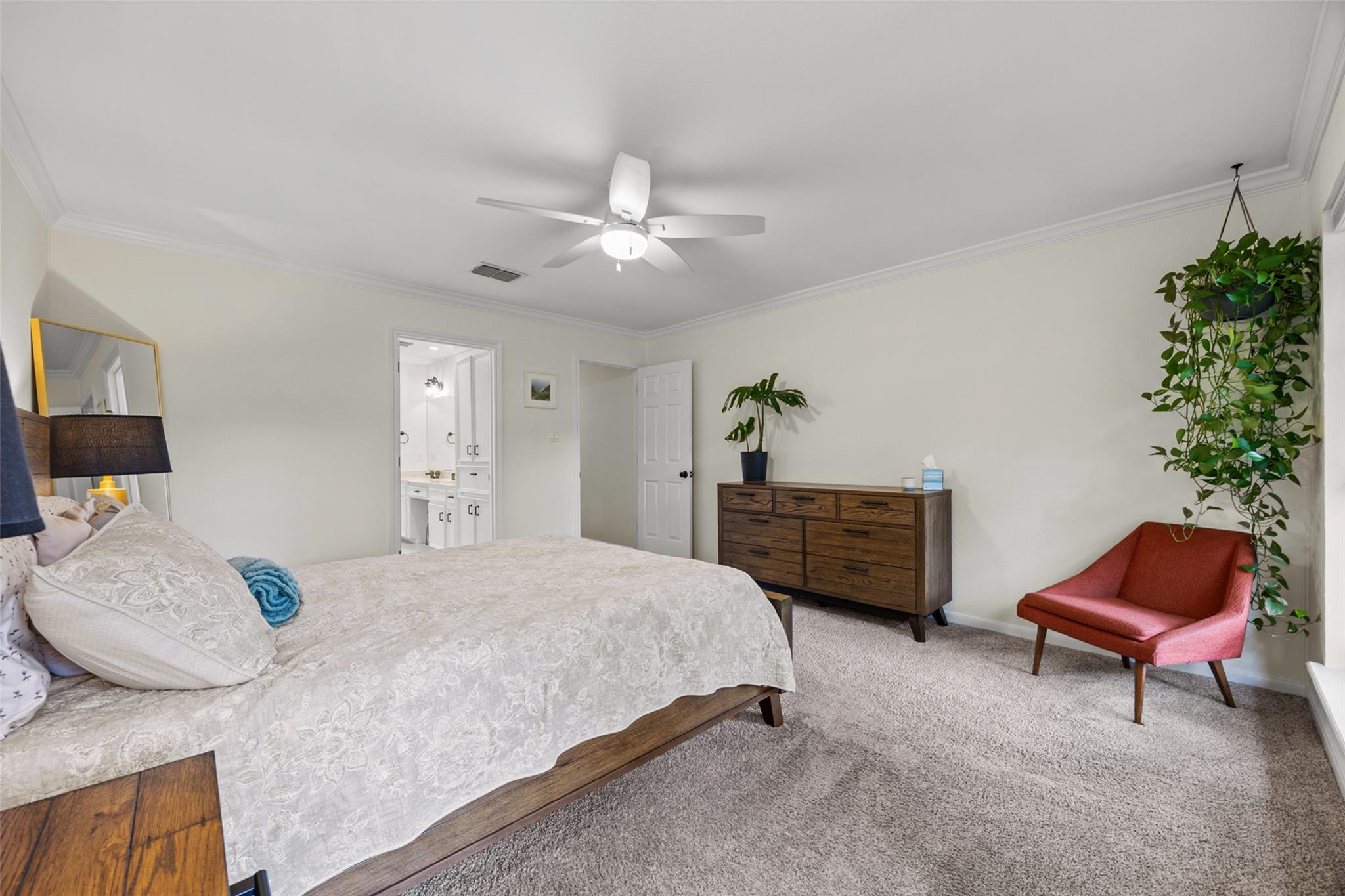 7208 Reaburn St Property Photo 13