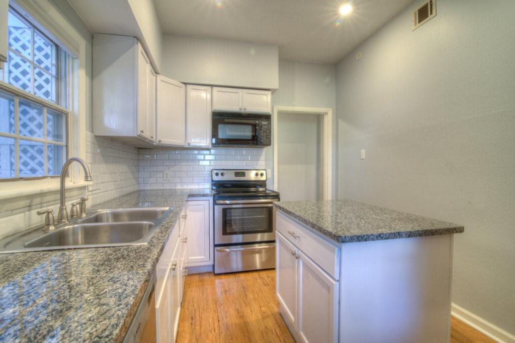 3200 Duval St 105 Property Photo 8