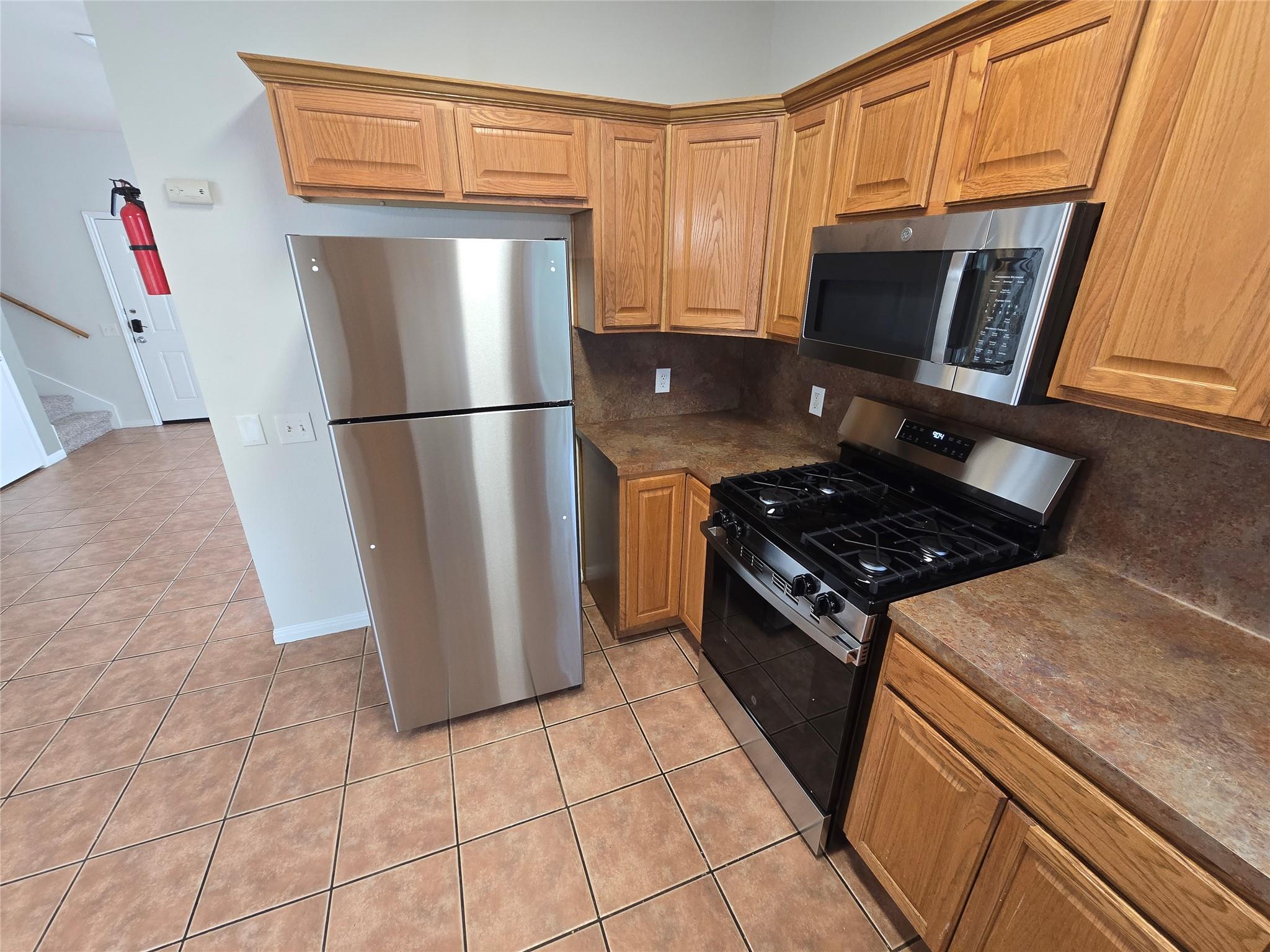 1604 Singleton Ave #a Property Photo 10