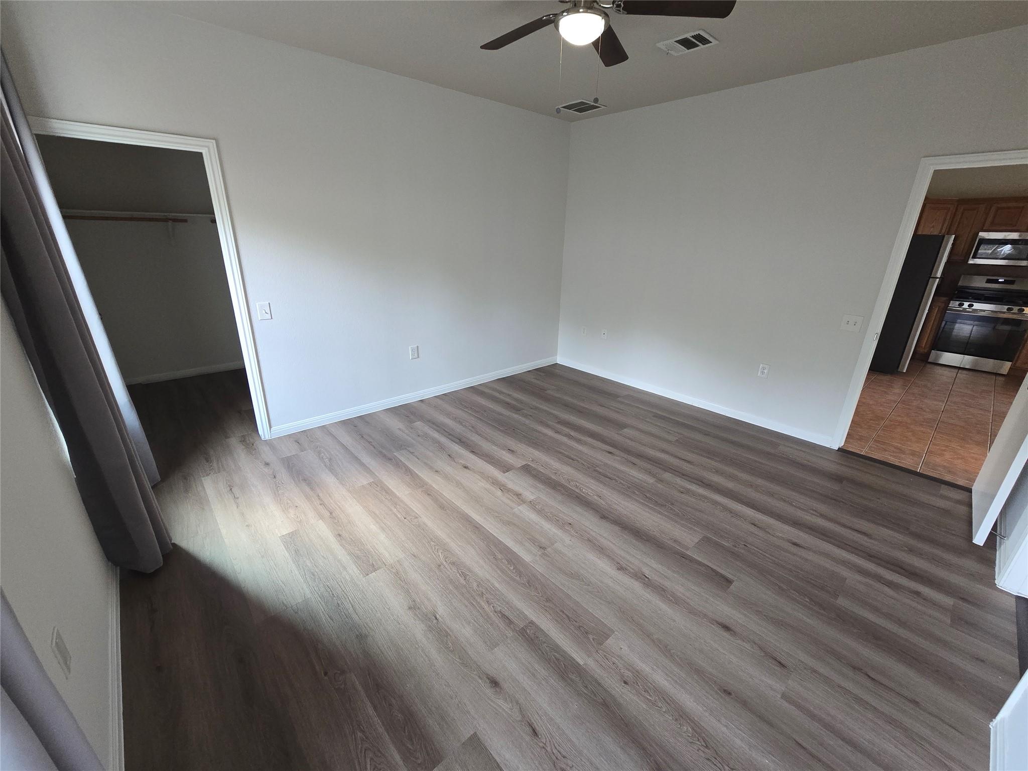 1604 Singleton Ave #a Property Photo 13