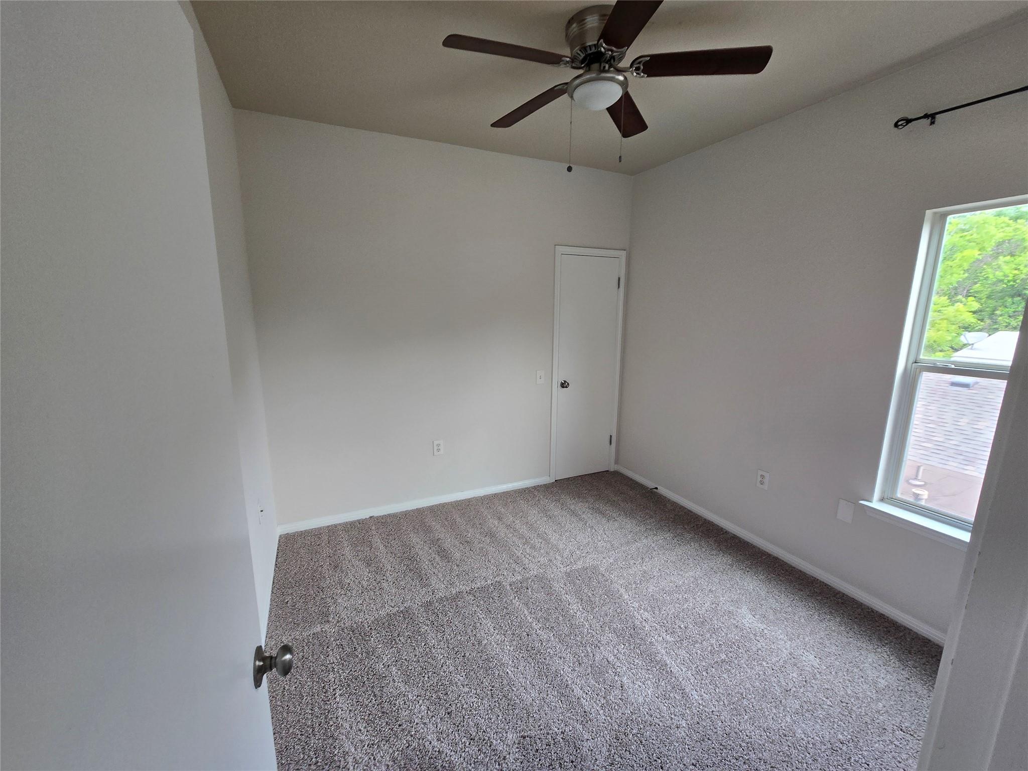 1604 Singleton Ave #a Property Photo 22