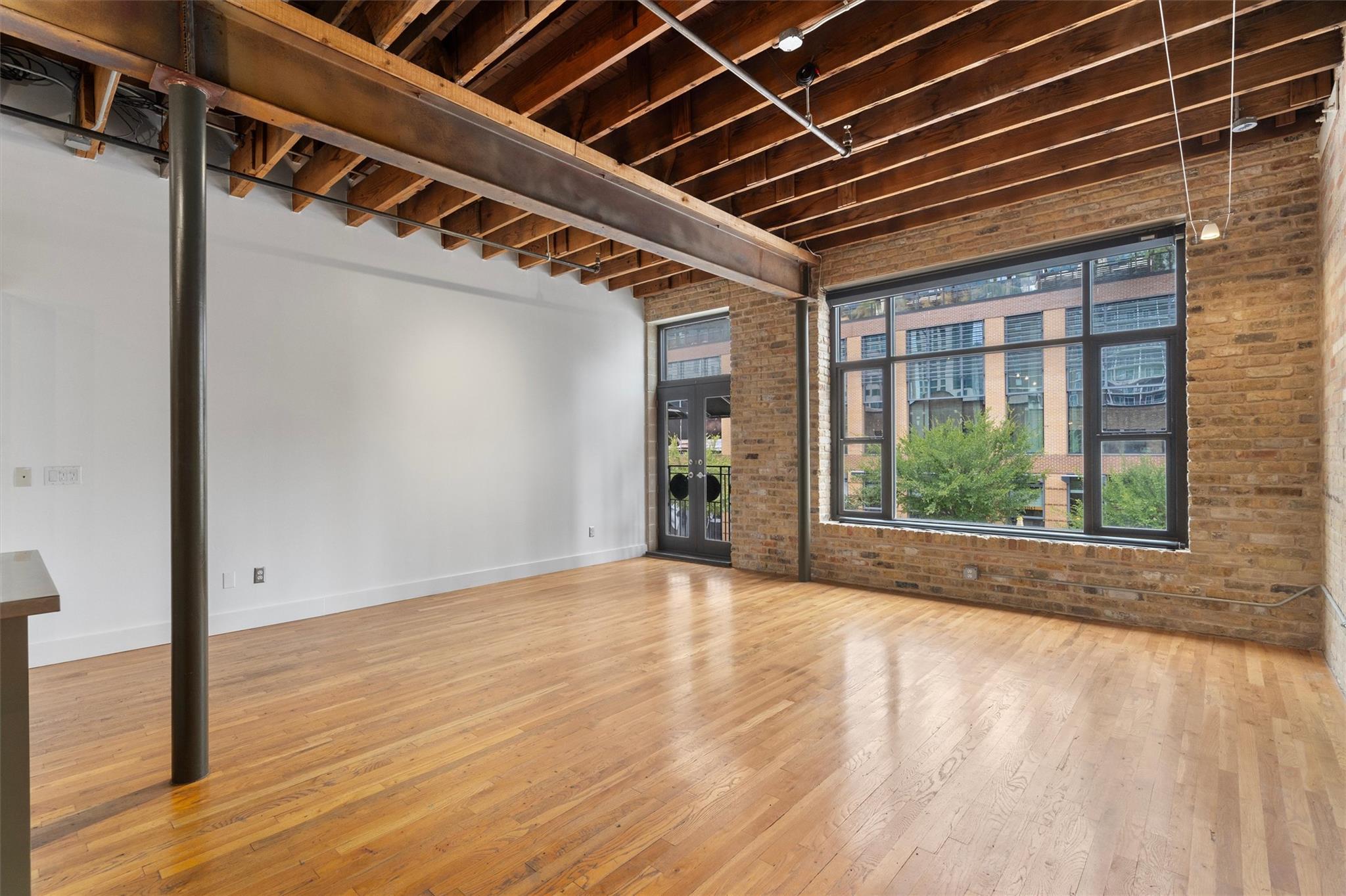 411 Brazos St #206 Property Photo 10